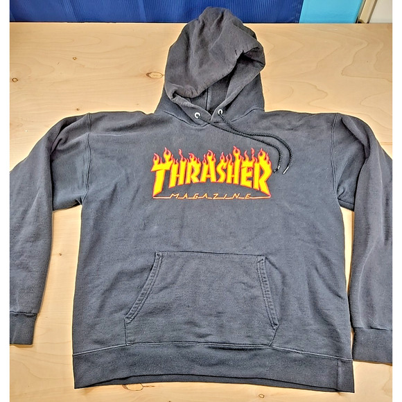 Thrasher Magazine Hoodie Mens M Flame Logo Pullover Sweatshirt Skateboarding - Picture 1 of 10